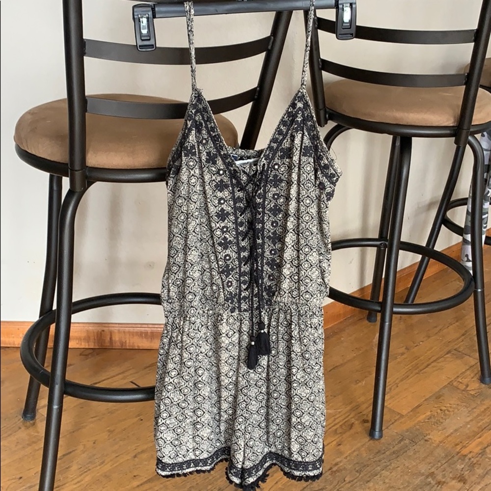 Spaghetti strap Black and white patterned romper